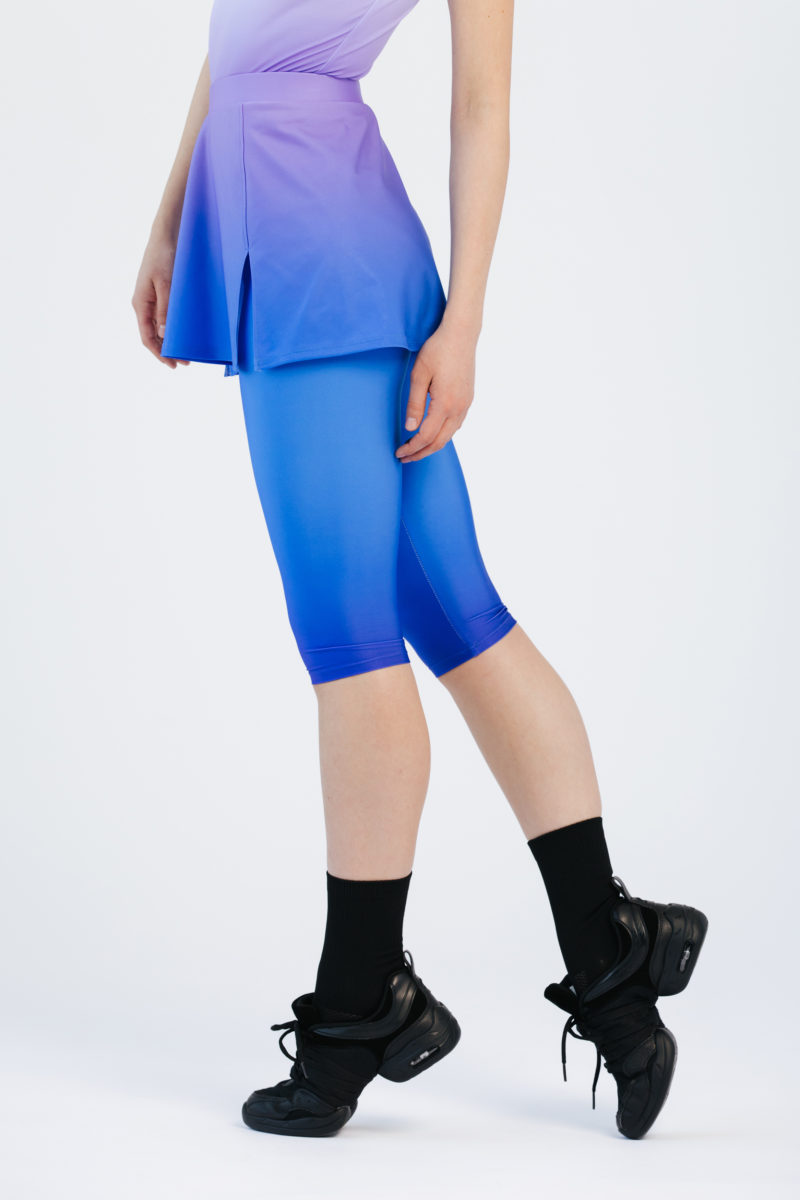 Straight sports skirt with slits on the sides and underpants 5