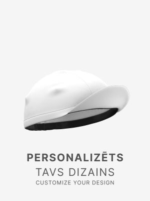 Balta riteņbraukšanas cepure ar nagu uz balta fona. Personalizēta sublimācijas druka paraugs bez apdrukas 3D.