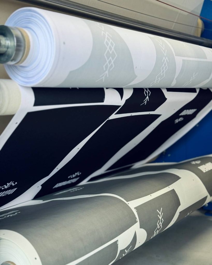 Sublimation printing process on fabric rolls