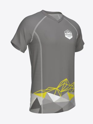 Custom sublimated performance T-shirt with breathable mesh side panels, raglan sleeves for trail team Supervaroņi